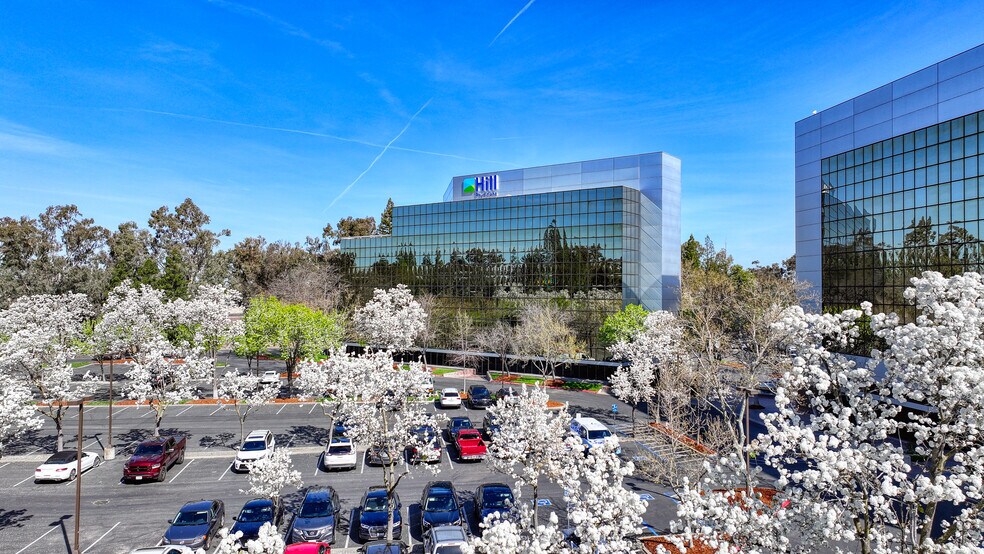 More Photos Of 1425 River Park Dr, Sacramento Office For Lease
