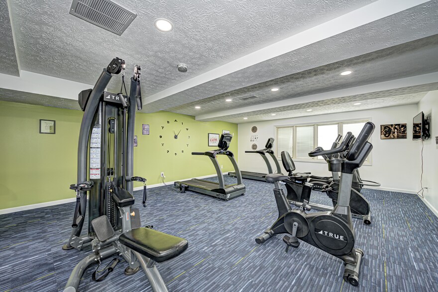 More Photos Of 1201 Carson Way, Greenwood Apartments For Lease