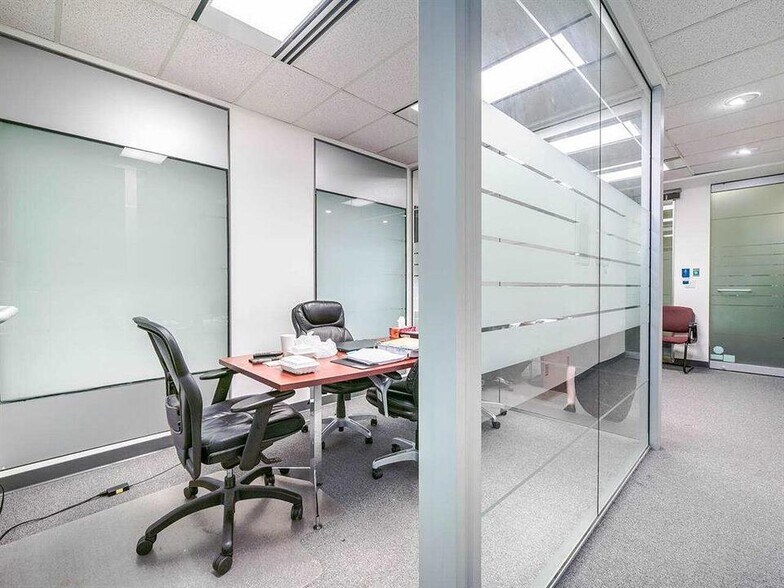 More Photos Of 938 Howe St, Vancouver Medical For Sale