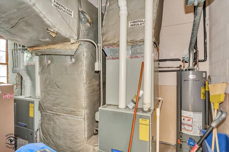 More Photos Of 26 S Madison St, Oswego Post Office For Sale