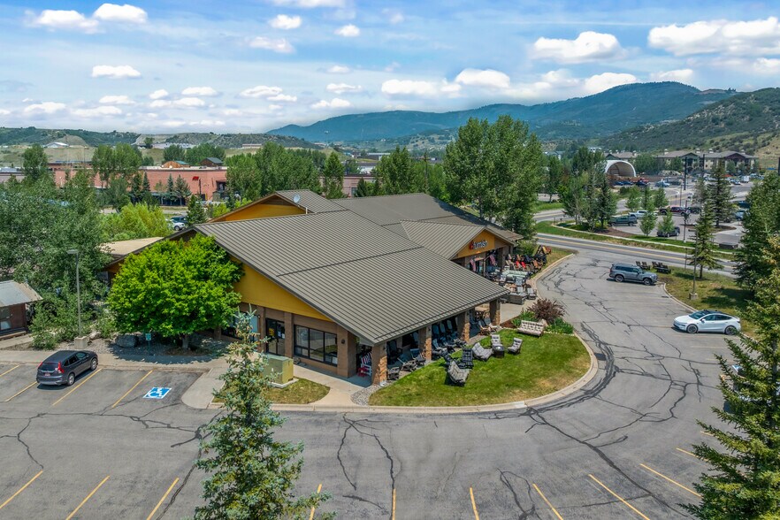 More Photos Of 1855 Shield Dr, Steamboat Springs Showroom For Sale