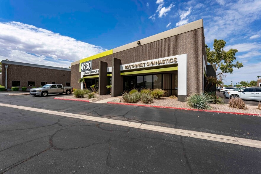 More Photos Of 5010 S Ash Ave, Tempe Unknown For Lease