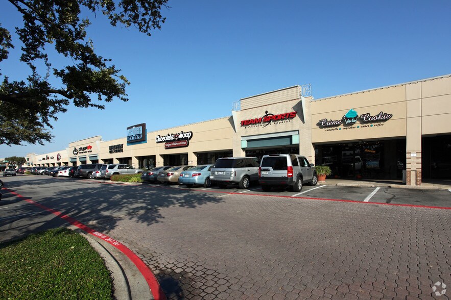 More Photos Of 5959-6025 Royal Ln, Dallas Unknown For Lease