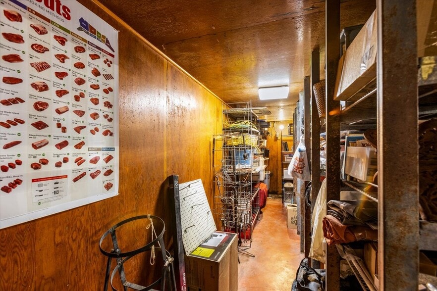 More Photos Of 13081 State TX-172 South Hwy, La Ward General Retail For Sale