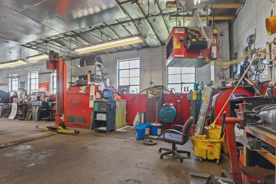 More Photos Of 19 Benefit St, Pawtucket Industrial For Sale