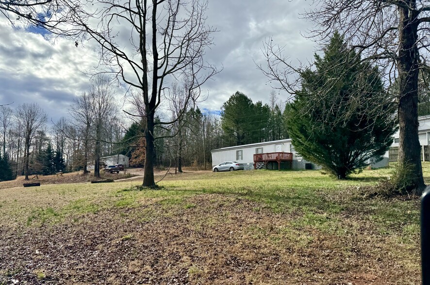 More Photos Of 170 Dogwood Ext, Toccoa Manufactured Housing Mobile Home Park For Sale