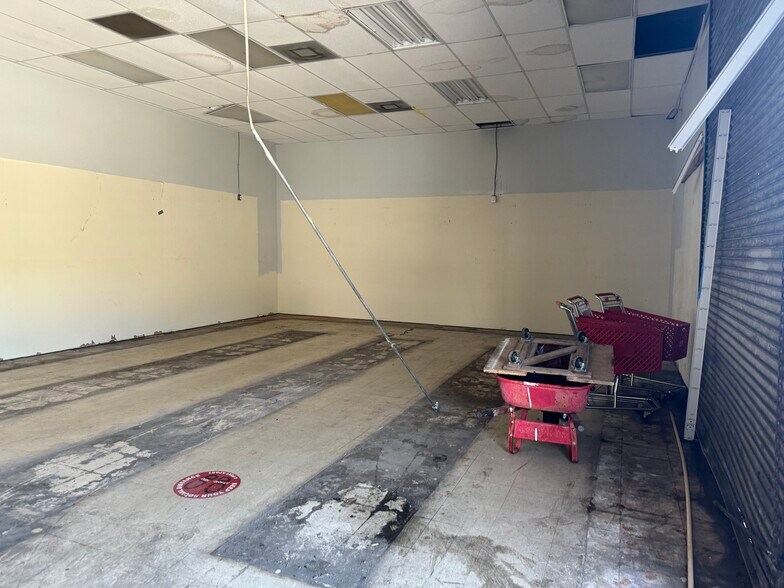 More Photos Of 4343 N Andrews Ave, Oakland Park Storefront Retail Office For Lease