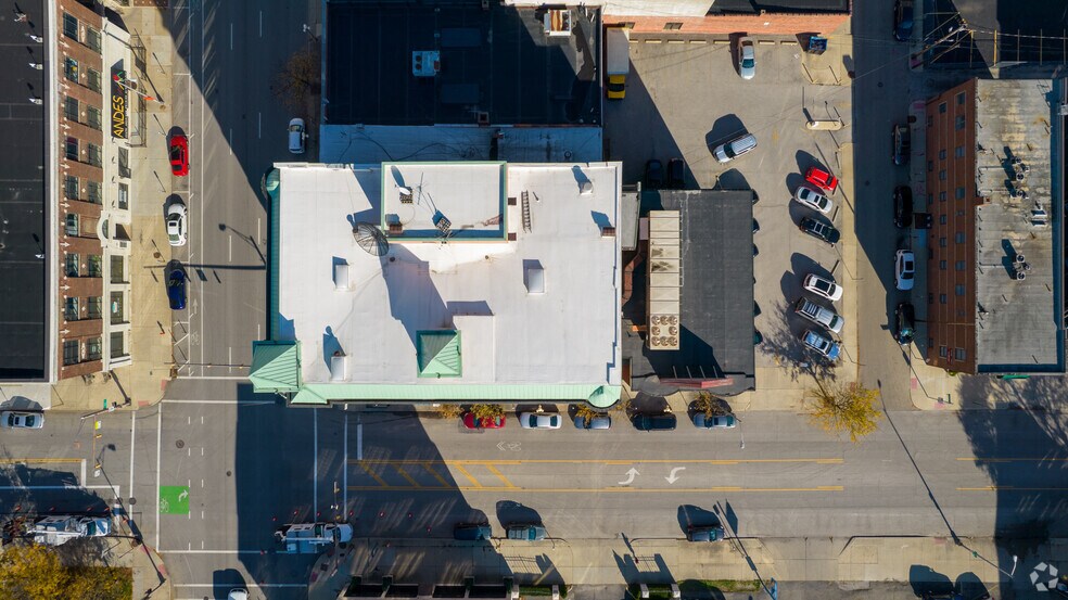 More Photos Of 172-176 E State St, Columbus Office For Lease