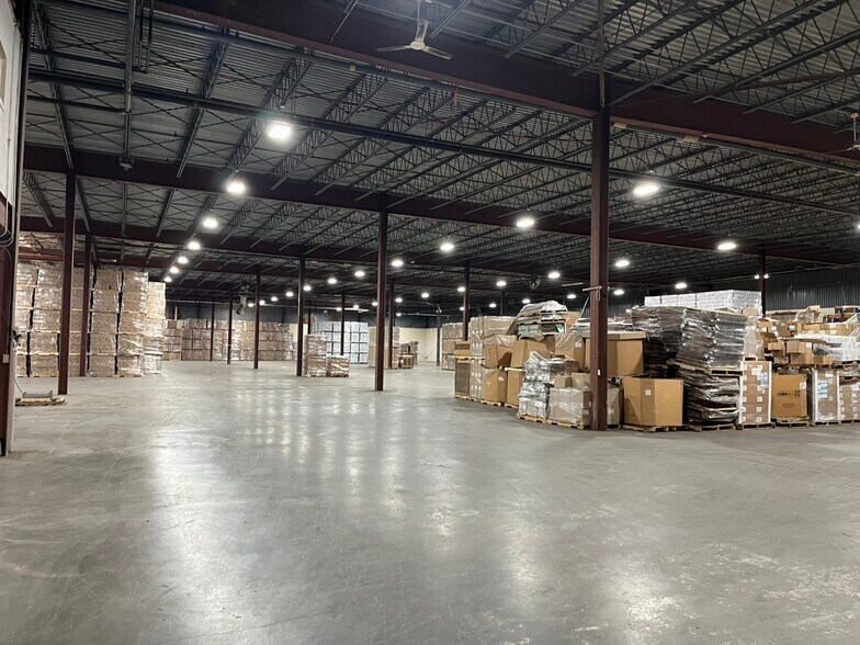 More Photos Of 128 Weld Rd, Wilton Warehouse For Sale