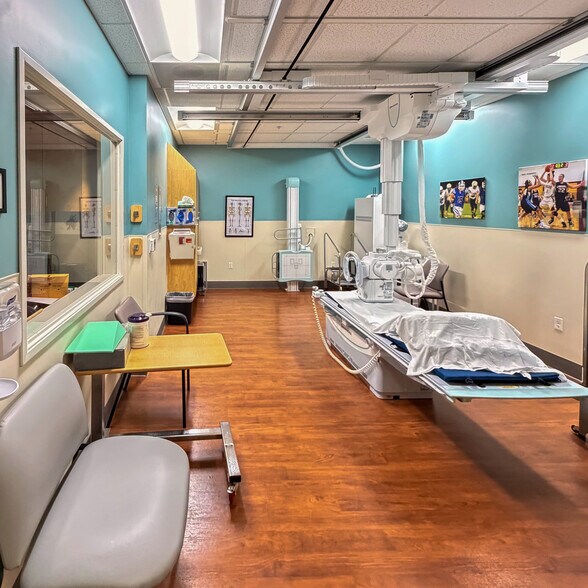More Photos Of 1200 NE 48th Ave, Hillsboro Medical For Sale