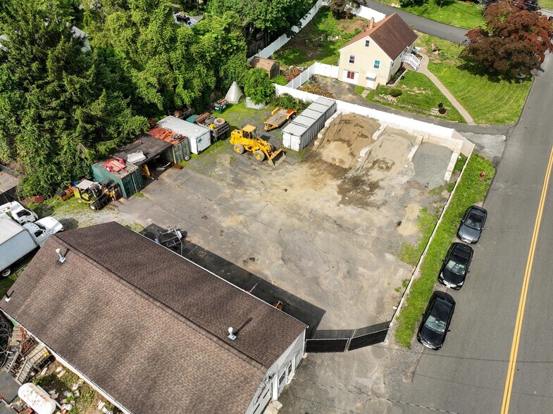 More Photos Of 8 Ten Eyck St, Stony Point General Retail For Sale