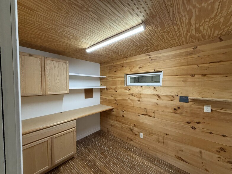 More Photos Of 93 Miller Dr, Jackson Warehouse For Sale