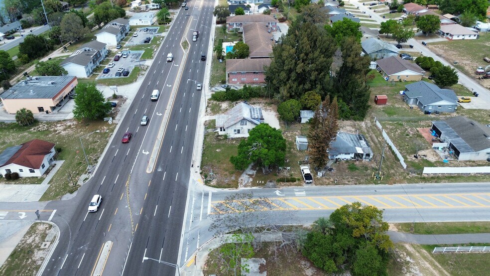 More Photos Of 980 S Lake Shore Way, Lake Alfred Multifamily For Sale