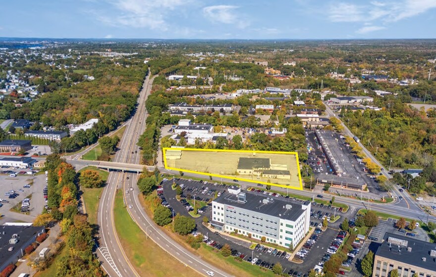 More Photos Of 370 Wampanoag Trl, Riverside Truck Terminal For Lease
