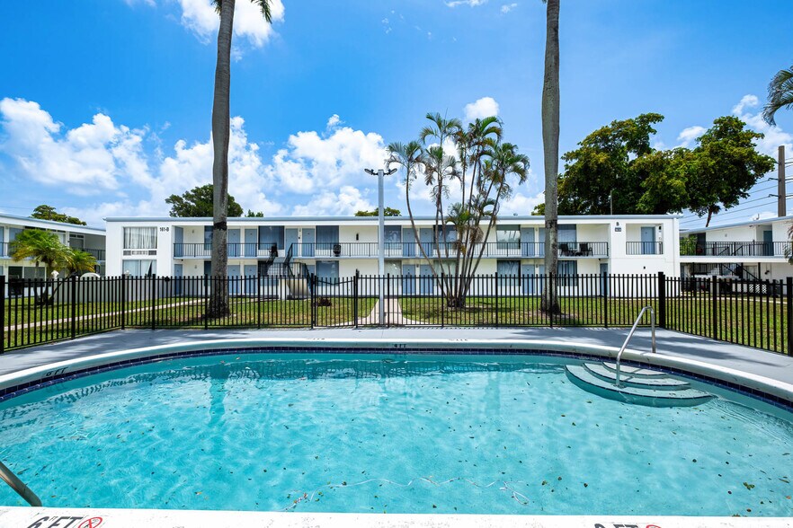 More Photos Of 3870 N Andrews Ave, Oakland Park Apartments For Sale