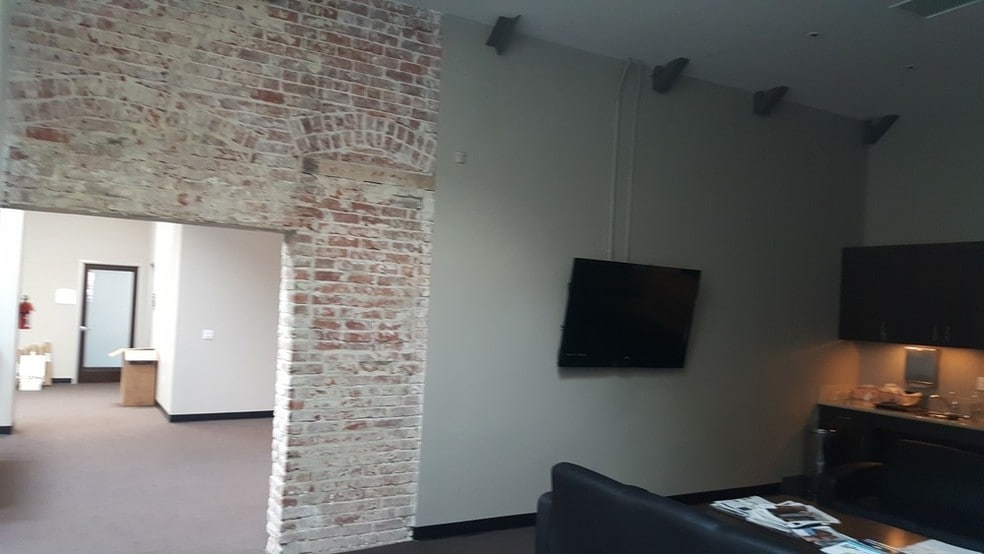 More Photos Of 201 N Harbor Blvd, Fullerton Unknown For Lease