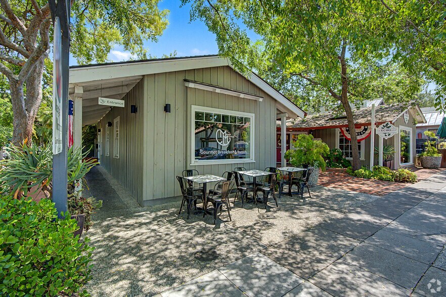 More Photos Of 14554 Big Basin Way, Saratoga Storefront Retail Office For Lease