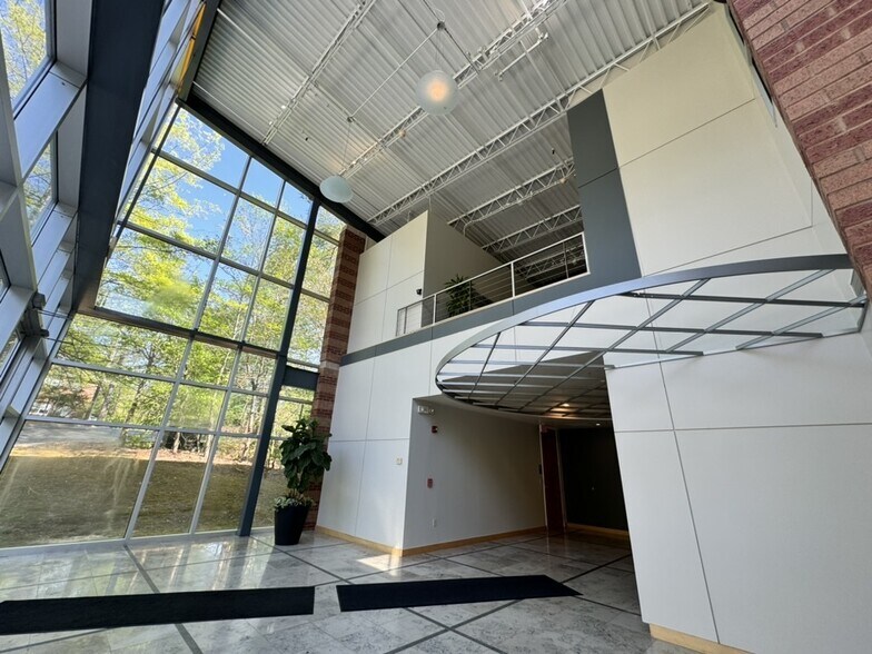 More Photos Of 141 Providence Rd, Chapel Hill Office Residential For Lease