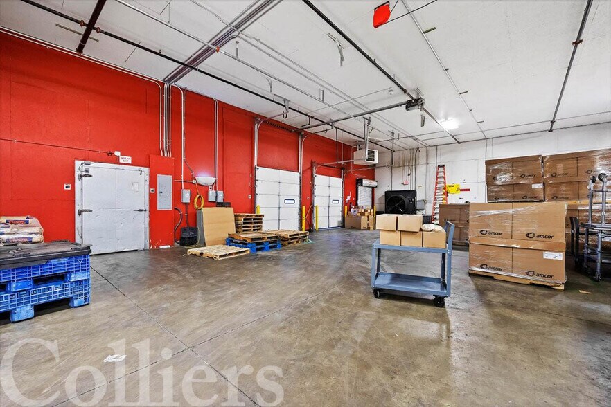 More Photos Of 2032 Highland Ave E, Twin Falls Warehouse For Lease
