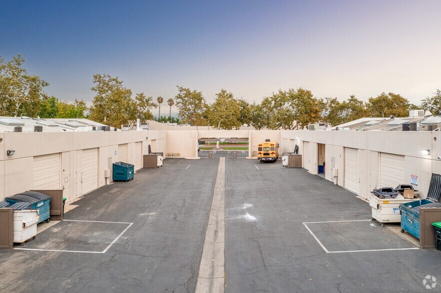 More Photos Of 22651 Lambert St, Lake Forest Light Manufacturing For Lease