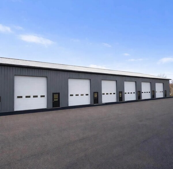 Primary Photo Of 30 King Rd, Churchville Showroom For Lease