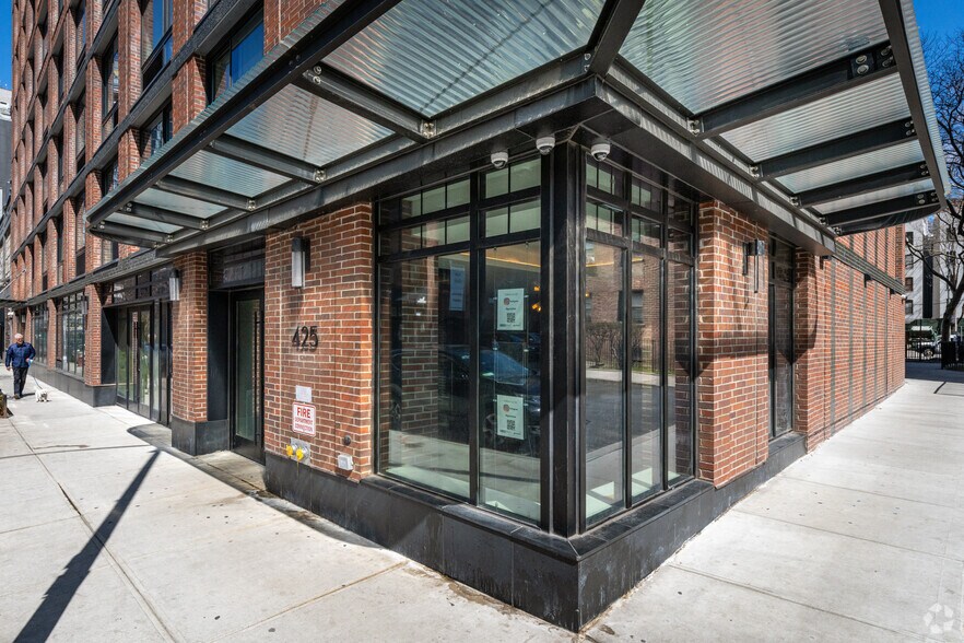 Primary Photo Of 425 W 18th St, New York Apartments For Lease
