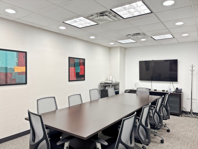 More Photos Of 101 Federal St, Boston Coworking Space