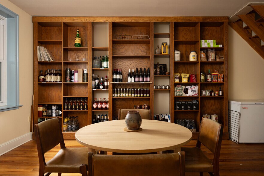 More Photos Of 1712 Aliceanna St, Baltimore Restaurant For Sale