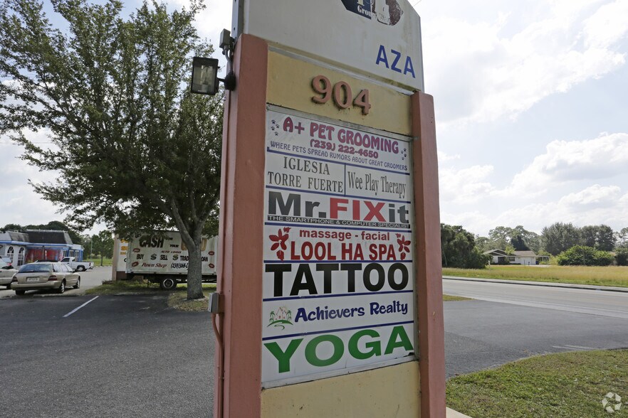 More Photos Of 904 Lee Blvd, Lehigh Acres Storefront Retail Office For Sale