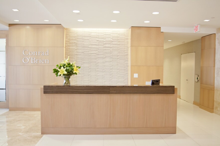 More Photos Of 1500 Market St, Philadelphia Office For Lease