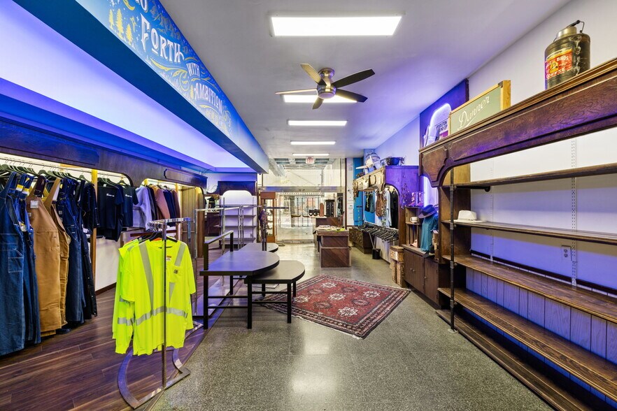 More Photos Of 923 K St, Sacramento Storefront For Lease