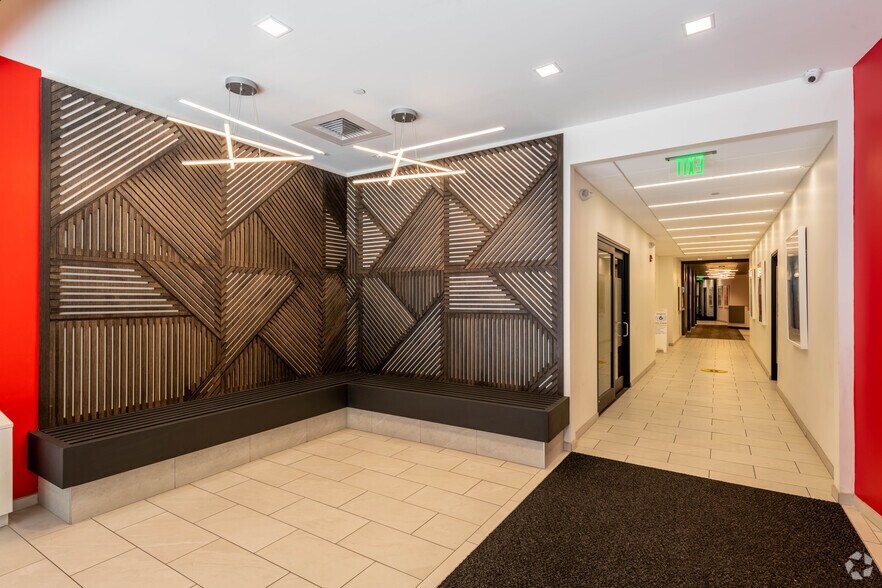 More Photos Of 15 Court Sq, Boston Office For Lease