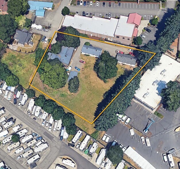 More Photos Of 10327-10337 NE Fourth Plain Blvd, Vancouver Apartments For Sale