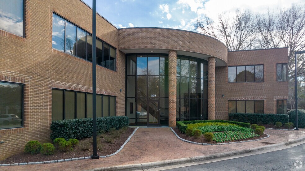 More Photos Of 201 Commonwealth Ct, Cary Office Residential For Lease