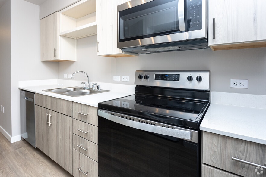 More Photos Of 15311 33rd Ave S, Seatac Apartments For Lease