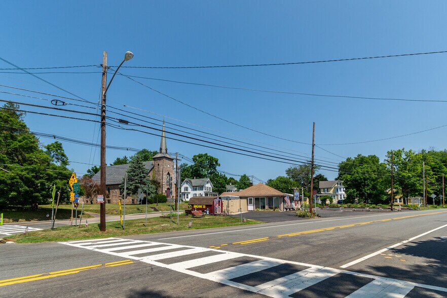 More Photos Of 36 John Ringo Rd, Ringoes Restaurant For Sale