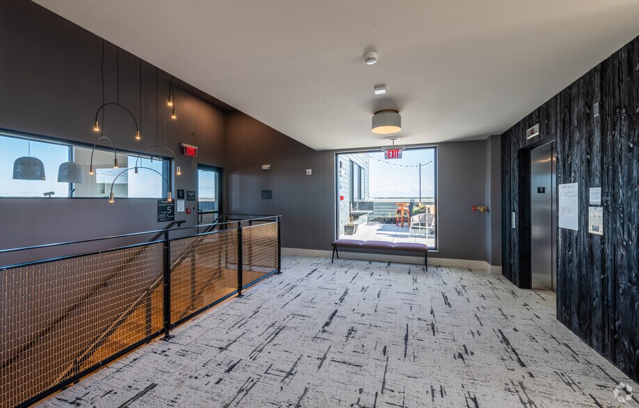 More Photos Of 39 Trotter Rd, Weymouth Apartments For Lease