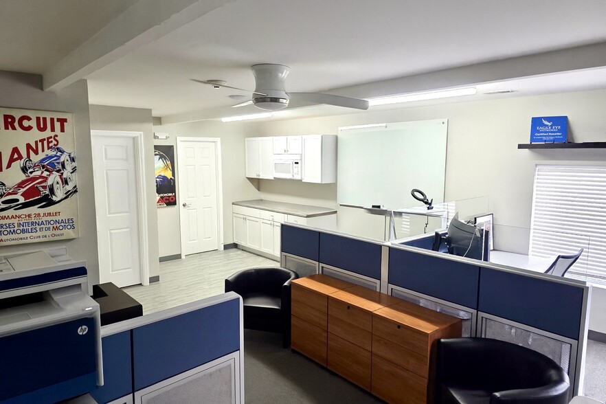 More Photos Of 14001 W Illinois Hwy, New Lenox Warehouse For Sale