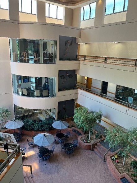 More Photos Of 5555 Peachtree Dunwoody Rd NE, Atlanta Medical For Lease