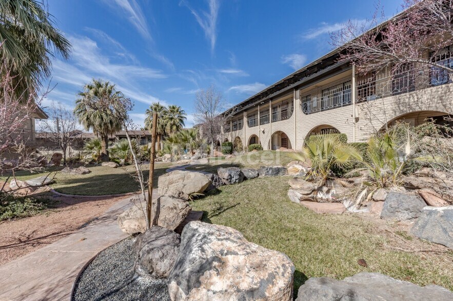 More Photos Of 747 E Saint George Blvd, St George Schools For Sale