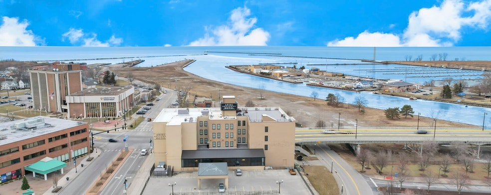 More Photos Of 301 Broadway, Lorain Hotel For Sale