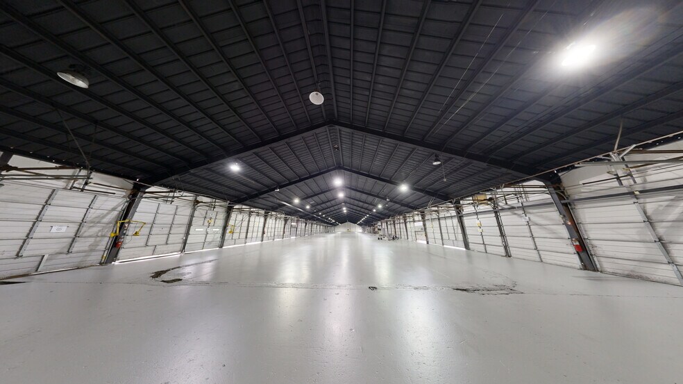 More Photos Of 900 Canal St, Jacksonville Distribution For Lease