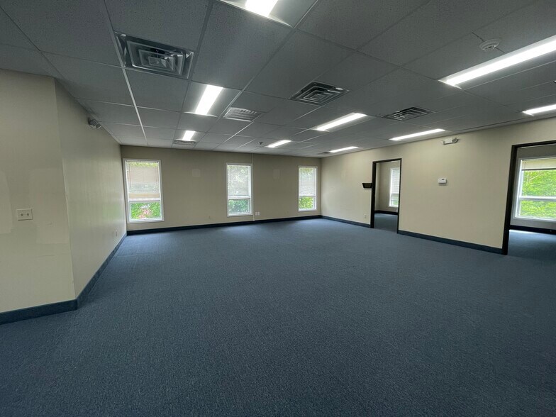 More Photos Of 115 US Highway 46, Mountain Lakes Medical For Lease