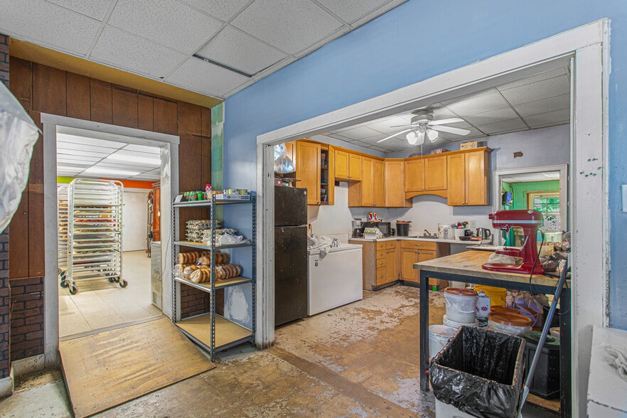 More Photos Of 3202 US Highway 70 E, Hillsborough Convenience Store For Sale