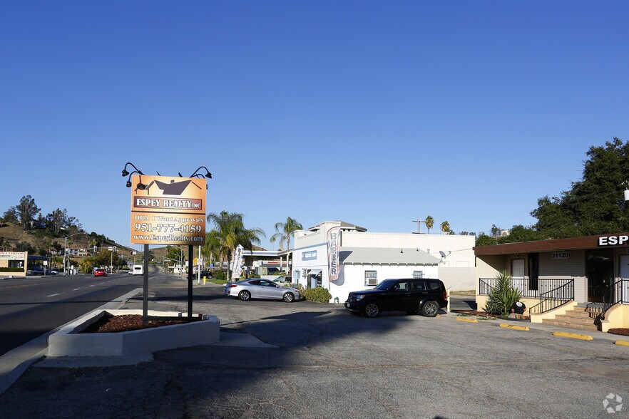 More Photos Of 31120 Riverside Dr, Lake Elsinore Office For Sale