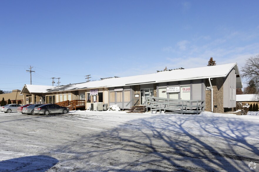 More Photos Of 609 E Jolly Rd, Lansing Medical For Sale