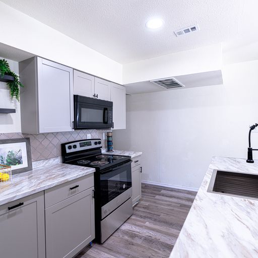 More Photos Of 319 Forby Ave, Fort Worth Apartments For Sale