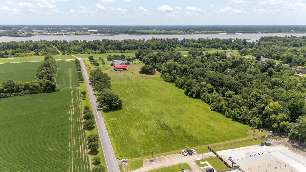 More Photos Of 1255 Beaulieu Ln, Port Allen Land For Sale