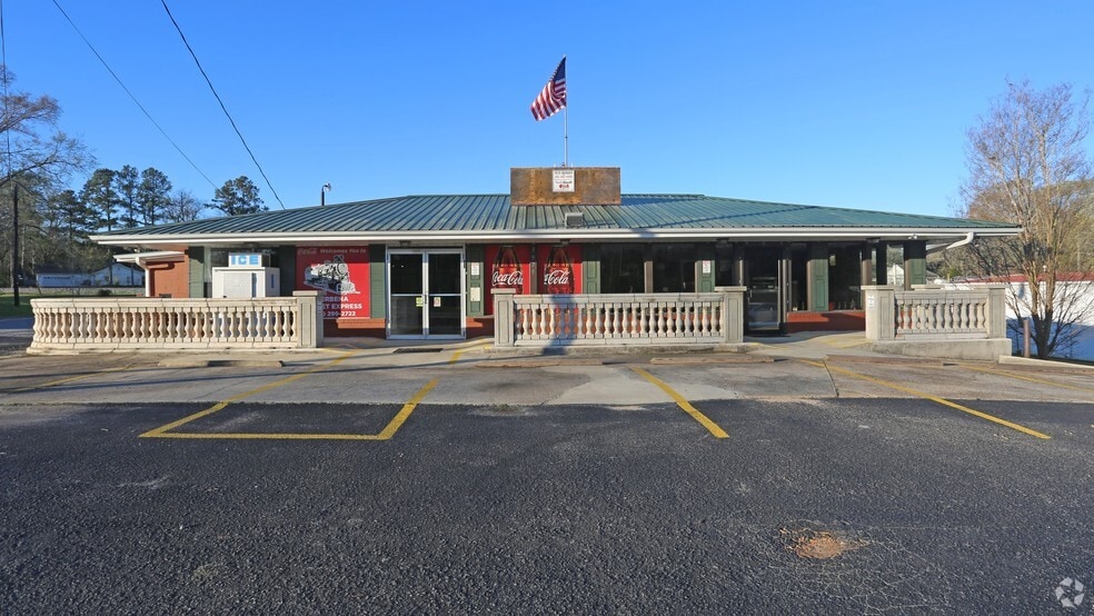 More Photos Of 3975 US Highway 31, Verbena Restaurant For Sale