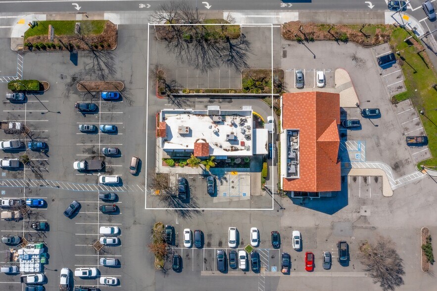 More Photos Of 5304 Old Redwood Hwy, Petaluma Fast Food For Sale